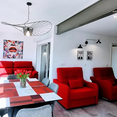 Casa Mi Lola * Бенидорм